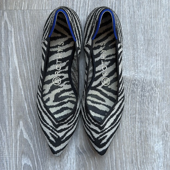 Rothys Zebra The Point Flats Black Size 7.5 - Picture 2 of 9